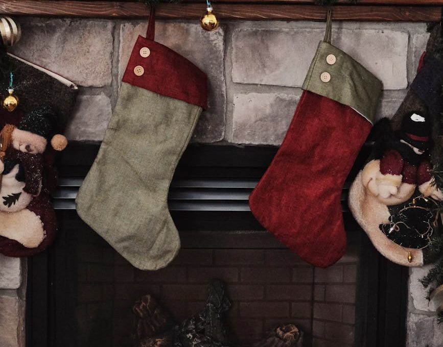 cozy christmas fireplace stocking decor